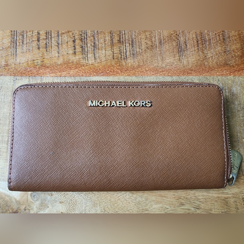 Michael Kors wallet